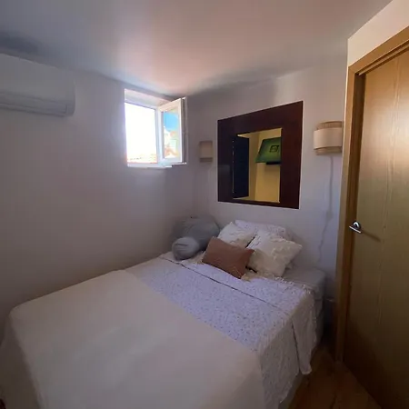 Apartment Duplex 4to Piso Em Alfama *