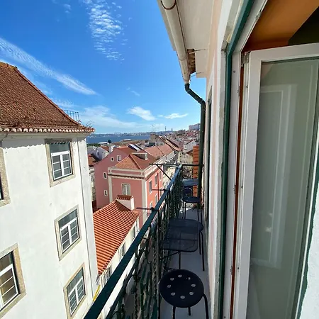 Appartement Duplex 4to Piso Em Alfama